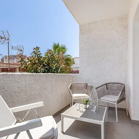 Sea & Sun Escape - La Mata Торевьиа